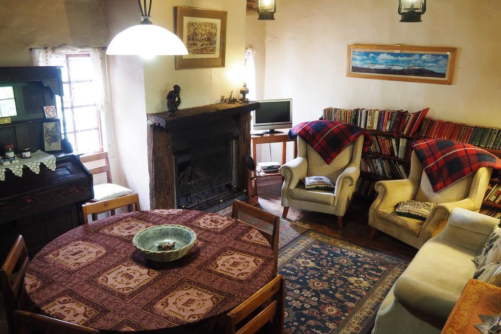 Back O' The Moon Holiday Cottage Hogsback Exterior photo